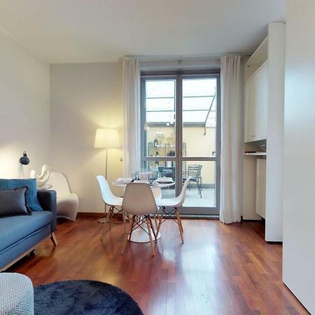 Design Apartment Near Duomo Square Milan Luaran gambar