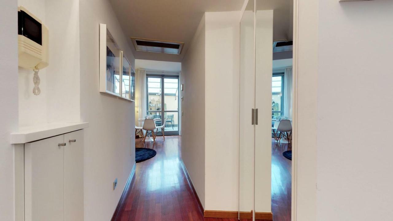 Design Apartment Near Duomo Square Milan Luaran gambar