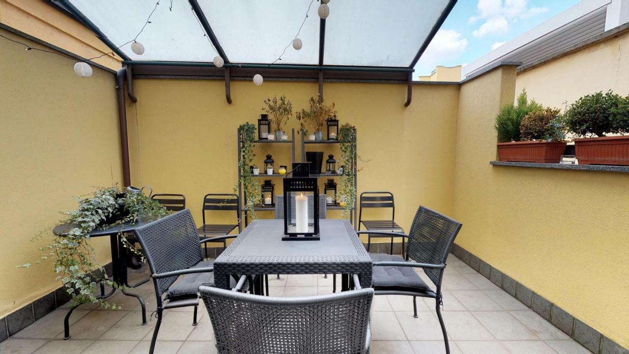 Design Apartment Near Duomo Square Milan Luaran gambar