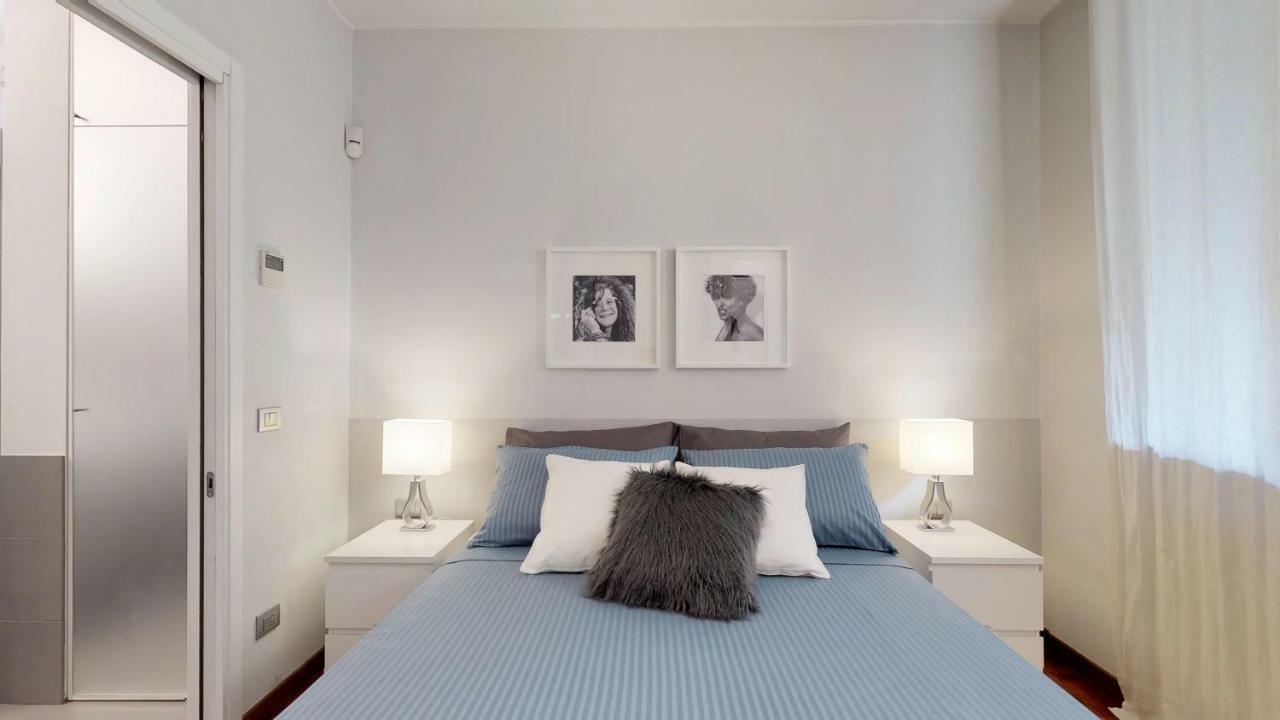 Design Apartment Near Duomo Square Milan Luaran gambar