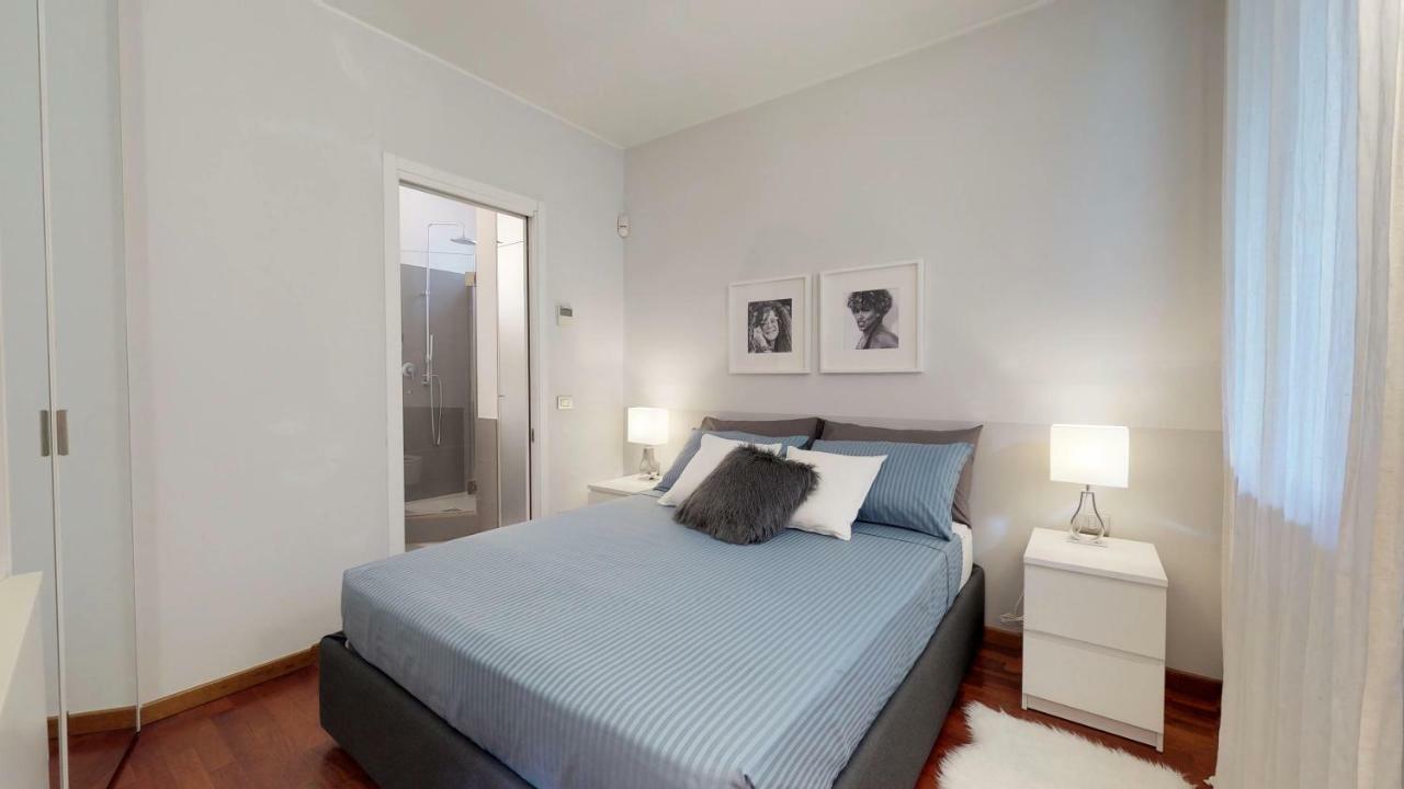 Design Apartment Near Duomo Square Milan Luaran gambar
