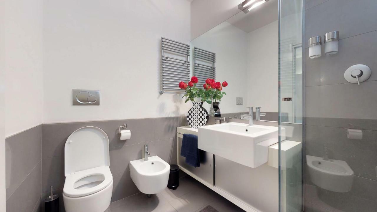 Design Apartment Near Duomo Square Milan Luaran gambar